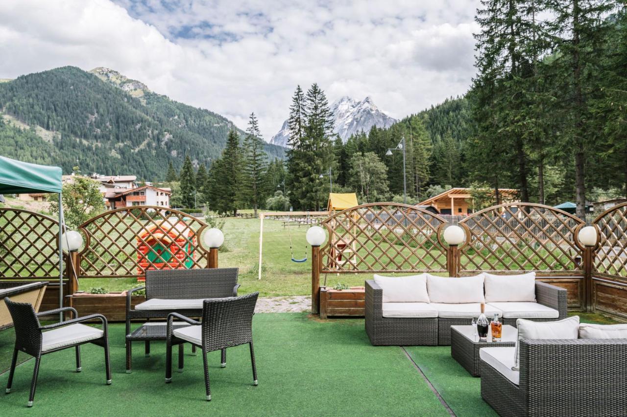 Chalet Pineta Relax Location Canazei Buitenkant foto