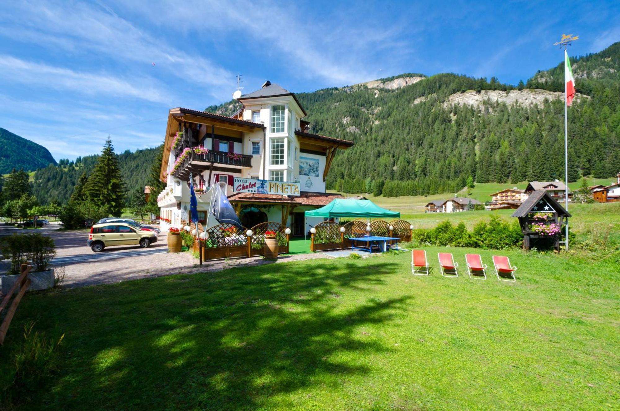 Chalet Pineta Relax Location Canazei Buitenkant foto