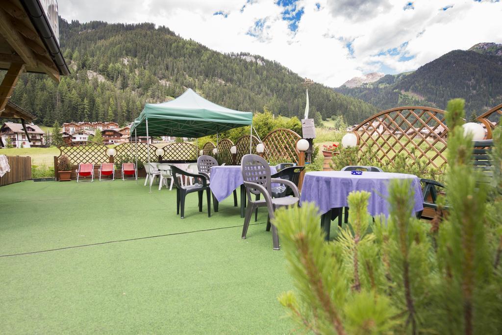 Chalet Pineta Relax Location Canazei Buitenkant foto